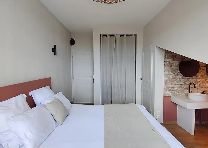 D'hotes - Les Palmiers 3*