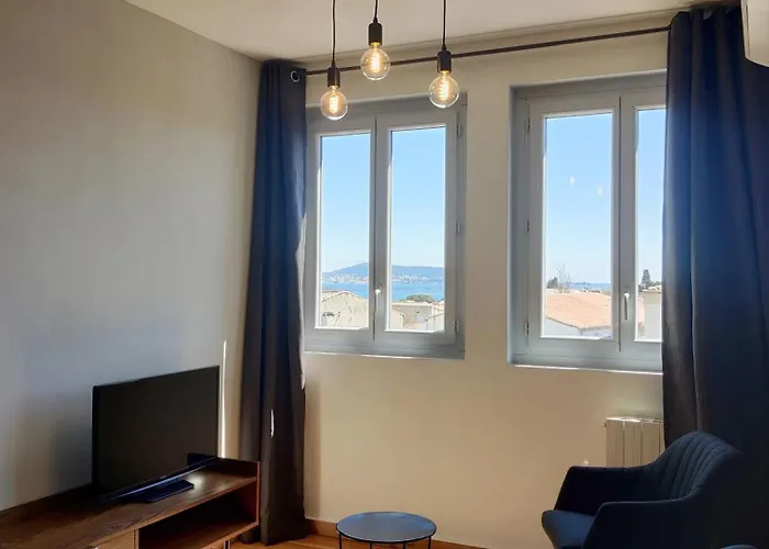 D'hotes - Les Palmiers 3*