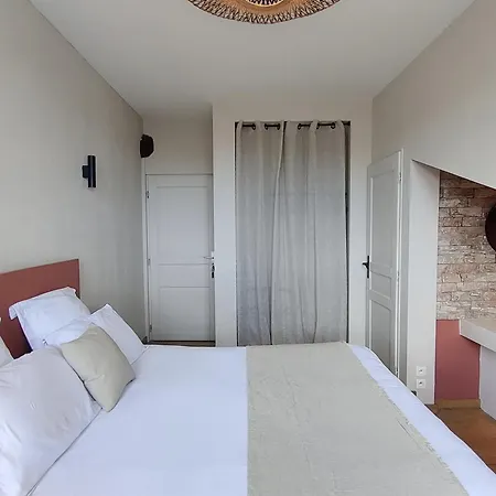 D'hotes - Les Palmiers 3*
