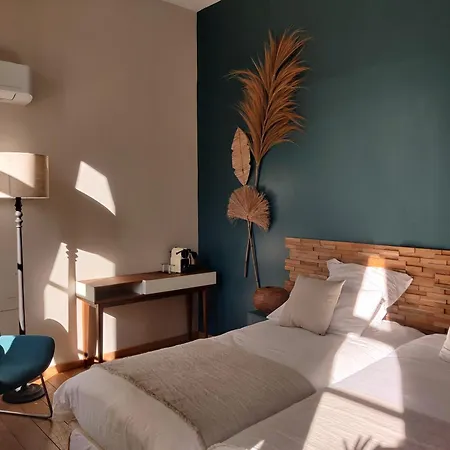 D'hotes - Les Palmiers Penzion 3*